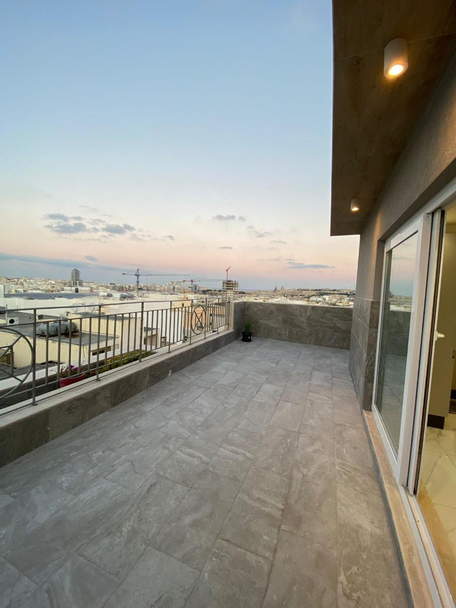 Terrace View-Stylish Two Bedrooms Fully Ac-Wifi Penthouse Msida Exterior foto